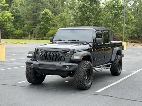 Used 2020 Jeep Gladiator Sport w/ Quick Order Package 24S AWD/4WD image 3