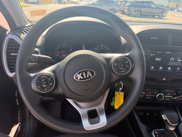 Used 2020 Kia Soul S FWD image 15