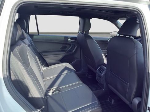 Used 2019 Volkswagen Tiguan SEL R-Line image 23