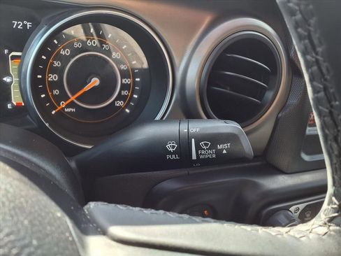 Used 2019 Jeep Wrangler Unlimited Sport S image 23