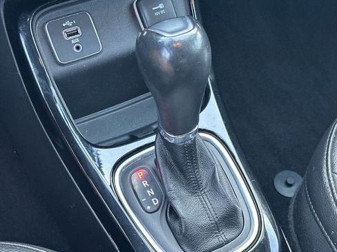 Used 2021 Jeep Compass Latitude image 21