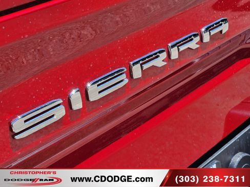 Used 2025 GMC Sierra 1500 AT4 w/ AT4 Premium Package AWD/4WD image 21