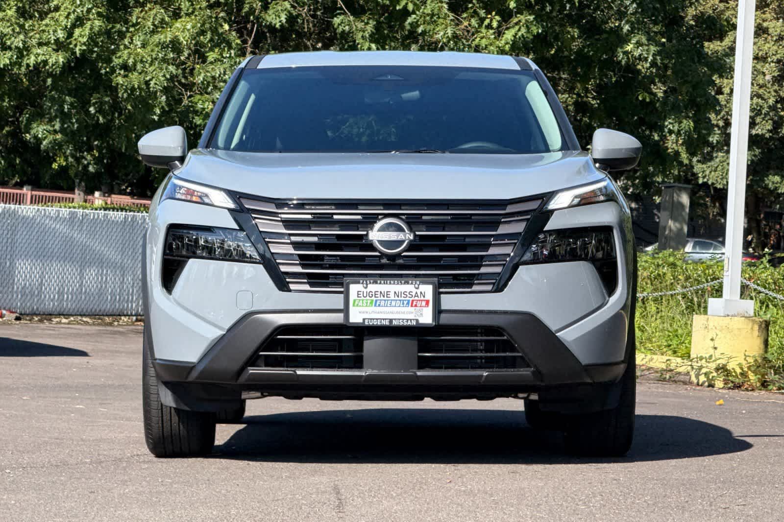 New 2026 Nissan Rogue SV AWD/4WD image 10