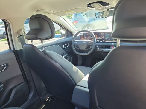 New 2026 Kia K4 EX FWD image 13