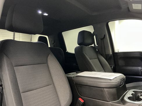 Used 2021 Chevrolet Silverado 1500 LT Trail Boss w/ Bed Protection Package image 27