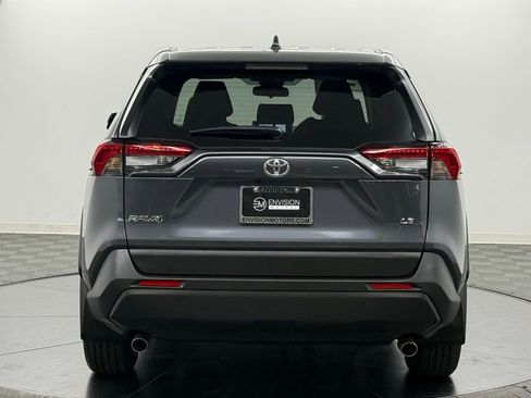 Used 2025 Toyota RAV4 LE image 8