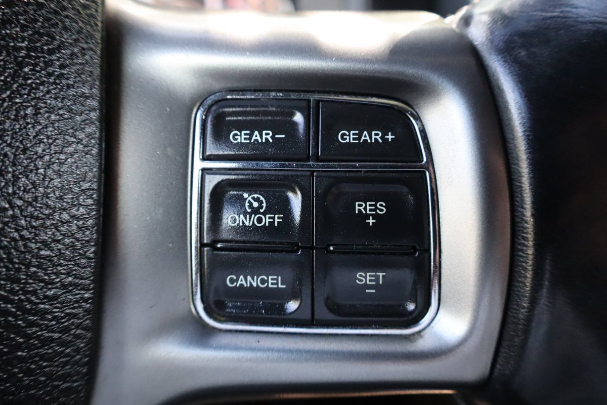 Used 2016 RAM 1500 Limited AWD/4WD image 31