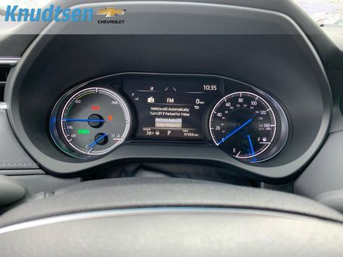 Used 2024 Toyota Venza LE image 22