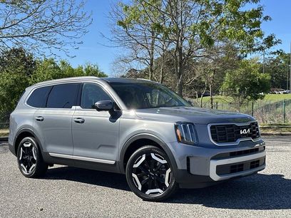 Used 2025 Kia Telluride S