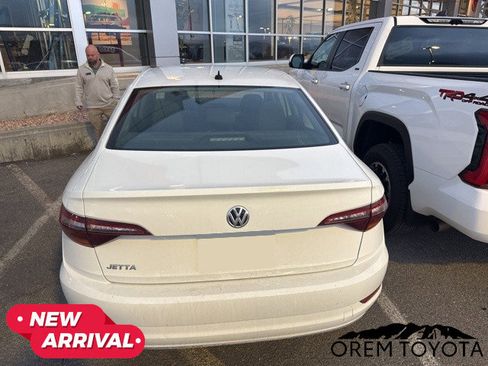 Used 2019 Volkswagen Jetta S w/ Driver Assistance Package image 9