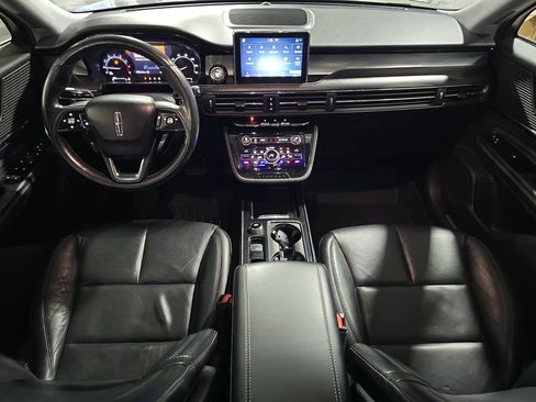 Used 2020 Lincoln Corsair AWD w/ Premium Package image 13