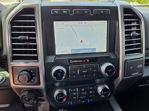 Used 2019 Ford F150 Platinum w/ Equipment Group 701A Luxury AWD/4WD image 35