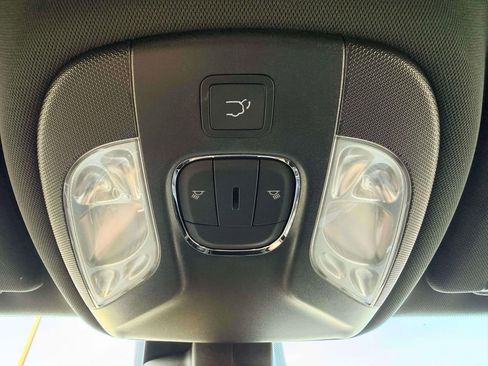 New 2026 Jeep Compass Limited image 22