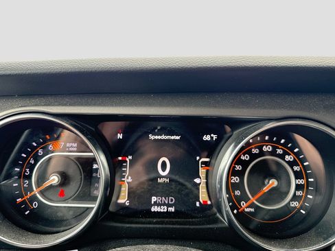 Used 2021 Jeep Wrangler Unlimited Sport AWD/4WD image 12
