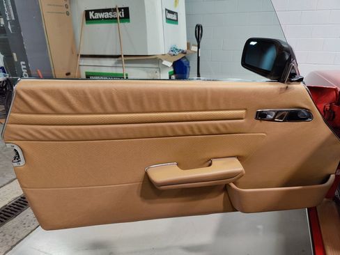 Used 1986 Mercedes-Benz 560 SL 2dr Convertible image 24