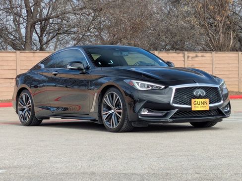 Used 2021 INFINITI Q60 3.0t Luxe image 2