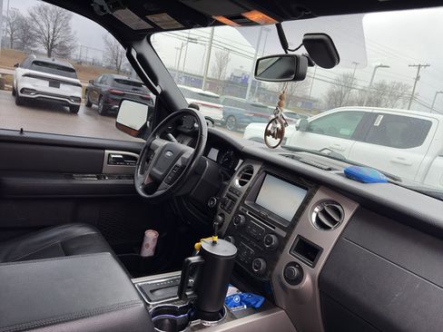 Used 2015 Ford Expedition EL Limited w/ Equipment Group 301A image 11