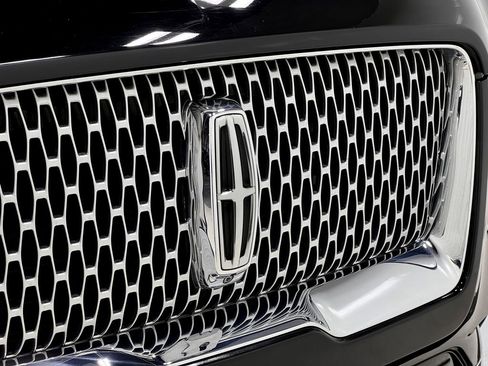 Used 2020 Lincoln Navigator Reserve w/ Luxury Package image 41