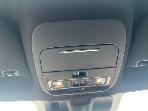 Used 2023 Ford F150 Lariat w/ Equipment Group 502A High image 45