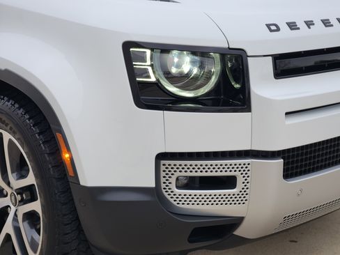 Certified 2025 Land Rover Defender 90 S image 8