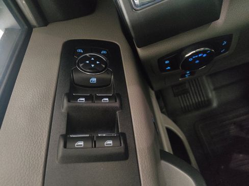 Used 2017 Ford F150 XLT w/ Equipment Group 301A Mid AWD/4WD image 27