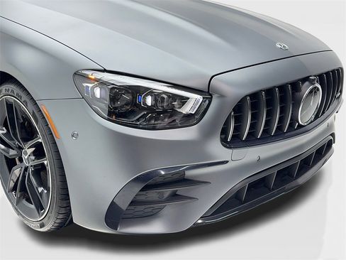 Used 2021 Mercedes-Benz E 53 AMG 4MATIC Sedan image 3