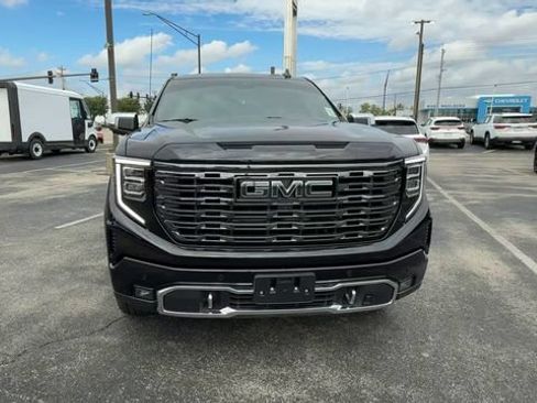 Used 2025 GMC Sierra 1500 Denali Ultimate AWD/4WD image 3