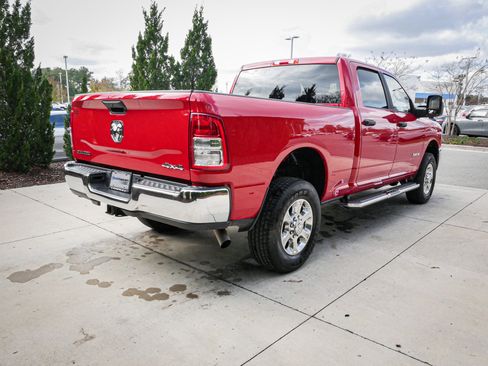 Used 2024 RAM 2500 Big Horn w/ Bed Utility Group image 10