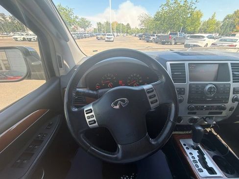 Used 2010 INFINITI QX56 2WD image 4