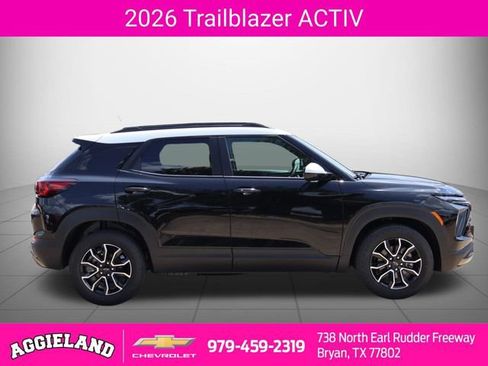 New 2026 Chevrolet TrailBlazer ACTIV w/ Convenience Package FWD image 2