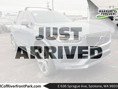 Used 2020 Volvo XC90 T6 Momentum