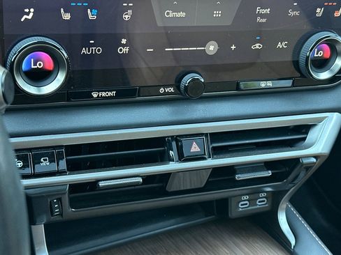 Used 2024 Lexus RX 350 Premium Plus w/ Convenience Package image 25