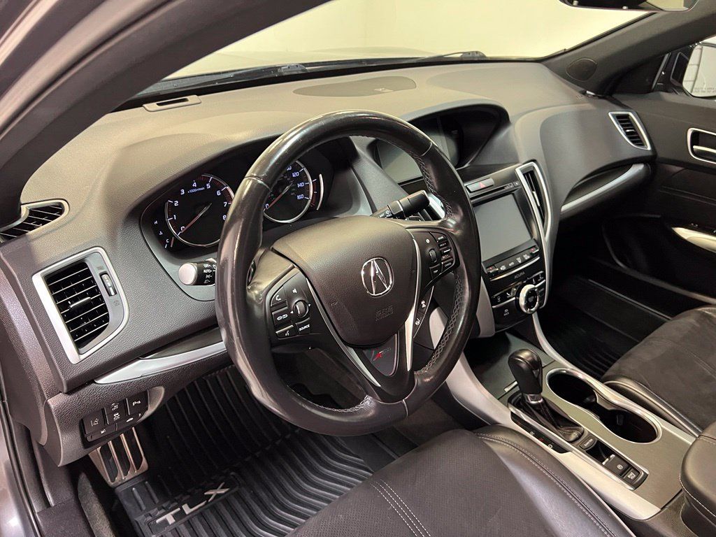 Used 2019 Acura TLX w/ Technology & A-SPEC Package FWD image 16