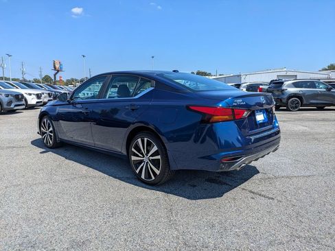 Used 2020 Nissan Altima 2.5 SR w/ Premium Package AWD/4WD image 6