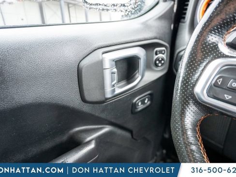 Used 2021 Jeep Gladiator Mojave w/ Cold Weather Group AWD/4WD image 21