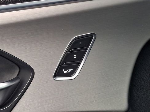 Used 2025 Acura TLX w/ Technology Package image 26