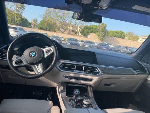 Used 2020 BMW X5 xDrive40i w/ M Sport Package image 10