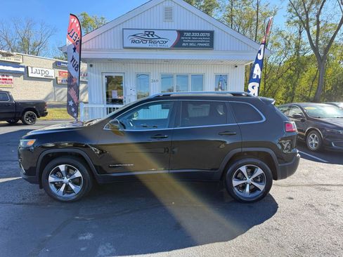 Used 2019 Jeep Cherokee Limited image 10