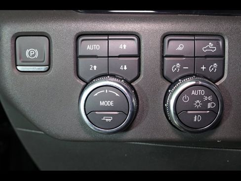 Used 2024 GMC Sierra 1500 Elevation w/ Elevation Premium Package image 18