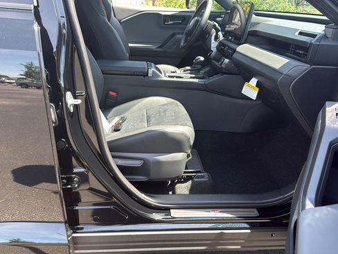 Used 2026 Toyota RAV4 AWD Plug-in Hybrid image 19