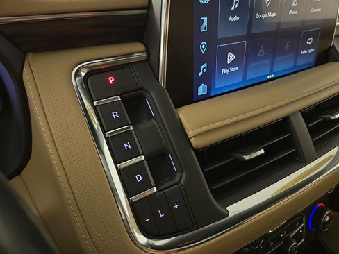 Certified 2023 Chevrolet Tahoe Premier AWD/4WD image 25