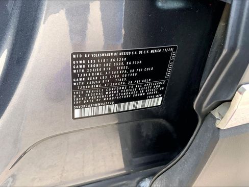 Used 2021 Volkswagen Tiguan SEL image 34