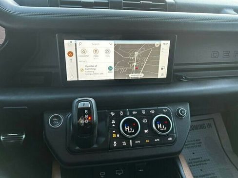 Used 2020 Land Rover Defender 110 X image 21