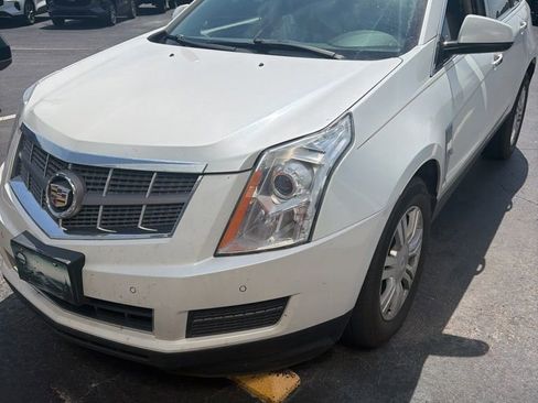 Used 2011 Cadillac SRX Luxury FWD image 1