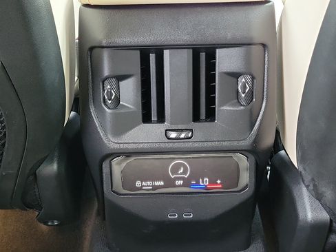 Used 2026 BMW X3 xDrive30i w/ Convenience Package AWD/4WD image 13