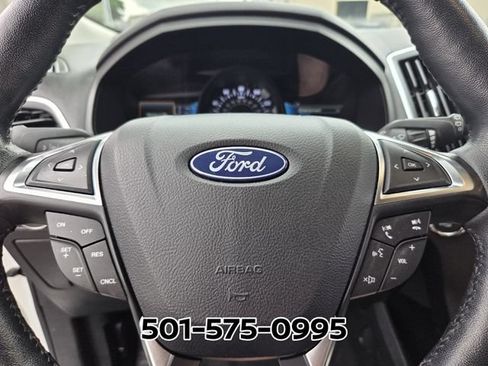 Used 2022 Ford Edge Titanium AWD/4WD image 24