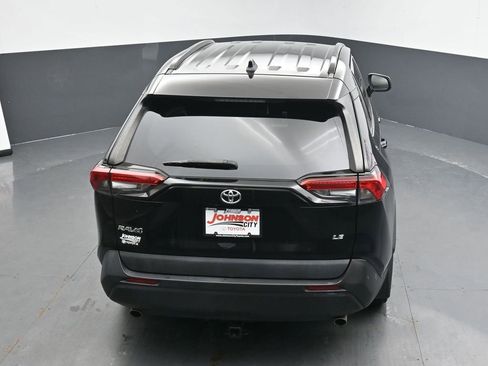 Used 2021 Toyota RAV4 LE image 35