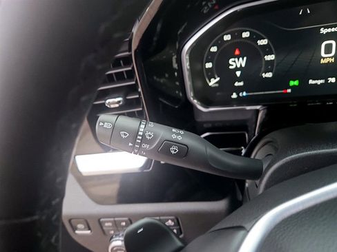 New 2026 GMC Sierra 1500 SLT w/ SLT Premium Package image 18