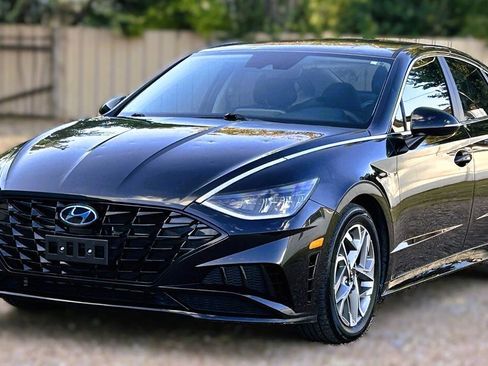 Used 2020 Hyundai Sonata SEL FWD image 2