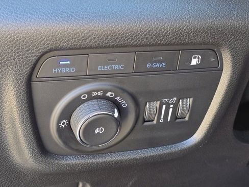 Used 2022 Jeep Grand Cherokee Trailhawk image 27